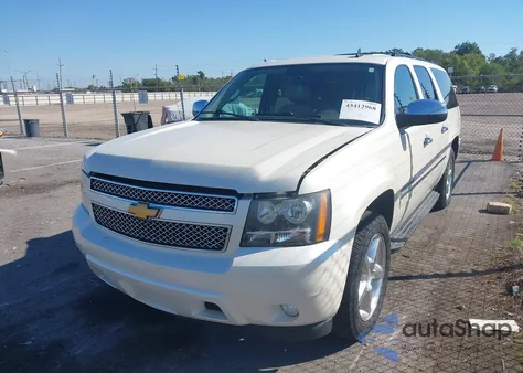 2014 Chevrolet Suburban 1500 Ltz z USA, uszkodzony, nr VIN 1GNSCKE0XER235343